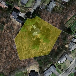 34 Pilgrim Rd, Newton MA 02468-2124 aerial view