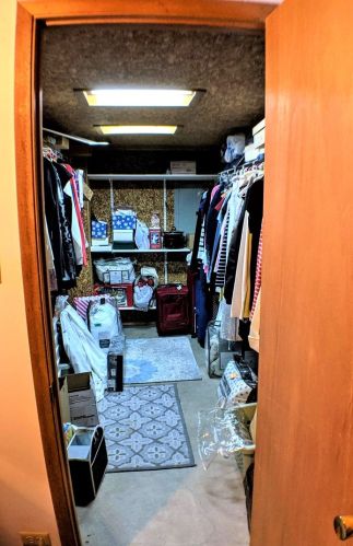 9040 Sacramento, Chicago IL 60655-2005 exterior