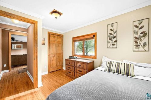 1702 Swan Lake Rd, Duluth MN 55811-4615 exterior