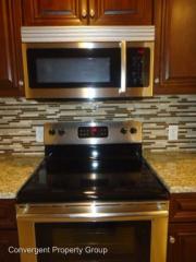 7 Edgewood Dr, Greenville SC  29605-4235 exterior