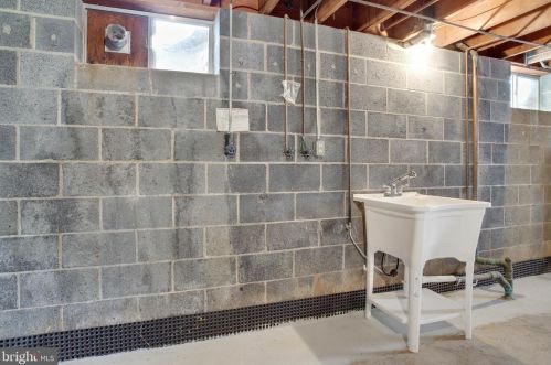 2535 Solomons Is Rd, Huntingtown MD 20639-8853 exterior