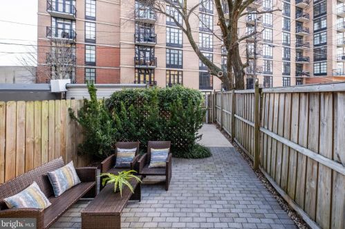 412 M St, Washington DC 20002-3421 exterior