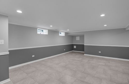 8500 Calumet Ave, Chicago IL 60619-6026 exterior