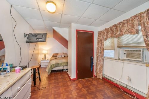 135 7th St, Paterson NJ 07506-3801 exterior