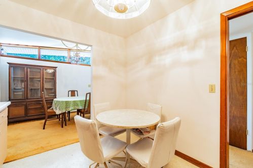 3305 Ehrlich Rd, Tampa FL  33618-2507 exterior