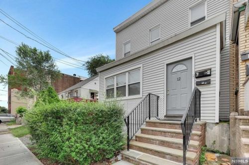 12 Bender Pl, Cliffside Park, NJ 07010-1202