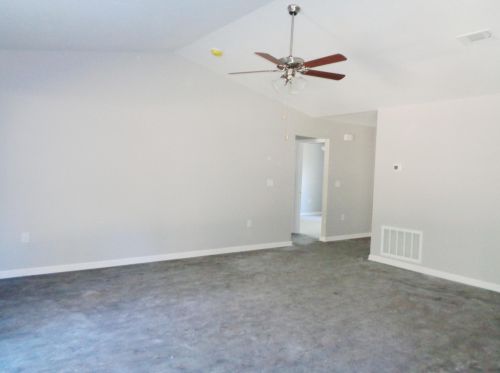 4 Cat Is Rd, Defuniak Springs FL 32433-7674 exterior