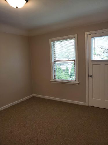 8208 Center St, Milwaukee WI 53222-4830 exterior