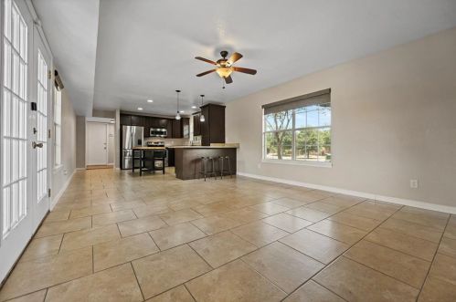 1802 Edgehill Dr, San Antonio TX 78209-2023 exterior