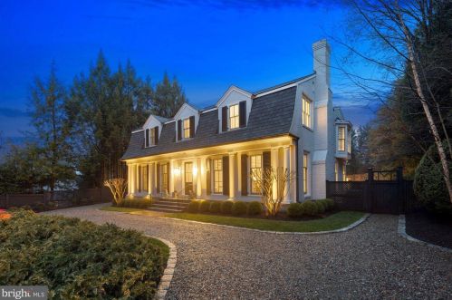 1105 Harvey Rd, Mc Lean, VA 22101-2227