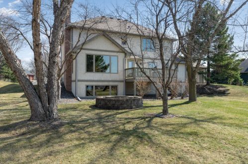 2307 Fld Stone Dr, Saint Paul MN 55120-1919 exterior