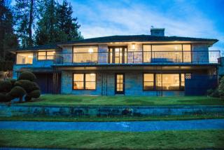 3903 Barrett St, Seattle WA  98199-2523 exterior