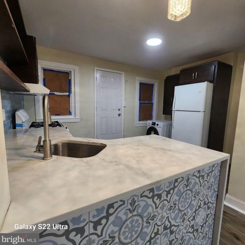 814 6 St, Chester PA 19013-3706 exterior