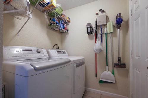 3419 Fashoda St, Fort Pierce FL 34953-4643 exterior