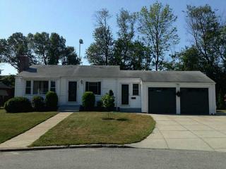 20 Balsam Ct, Cranston, RI 02920-5501