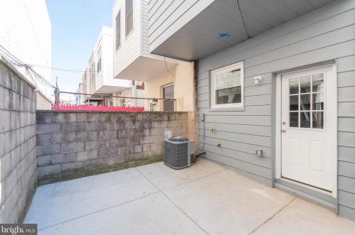 1319 Mckean St, Philadelphia PA  19148-2219 exterior