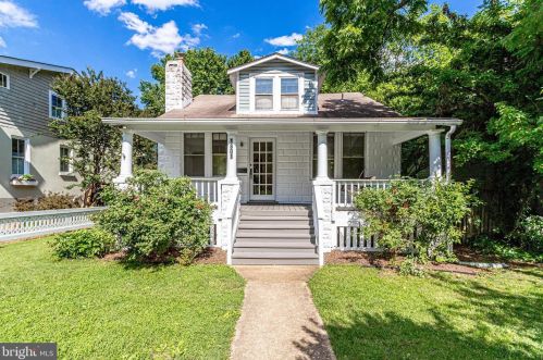 1801 Commonwealth Ave, Alexandria VA 22301-1403 exterior