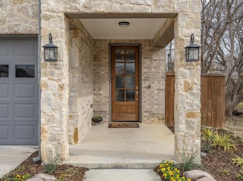 4026 Brundrette St, Dallas, TX 75212-1716