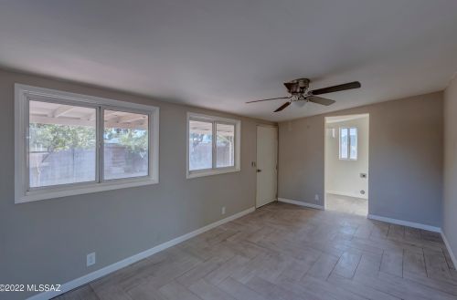 5852 30 St, Tucson AZ 85713-3606 exterior