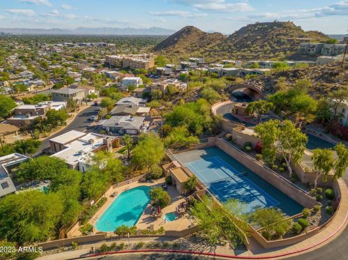 10401 Central Ave, Phoenix AZ 85020-1053 exterior