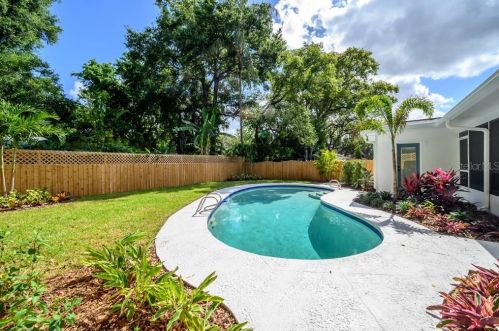 1220 Clifton St, Tampa FL  33604-6810 exterior