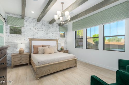 16611 9th St, Phoenix AZ 85006-1070 exterior