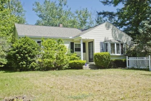 46 Chalfonte Dr, Springfield, MA 01118-1854