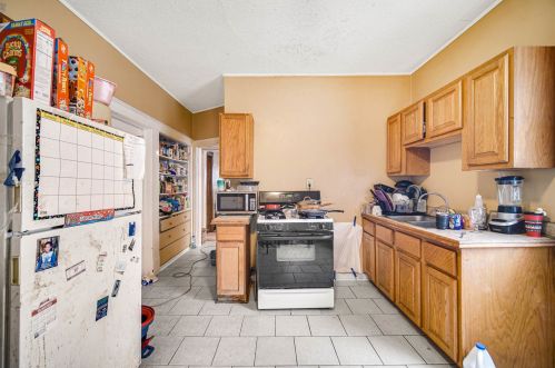 8956 Aberdeen St, Chicago IL 60620-3547 exterior