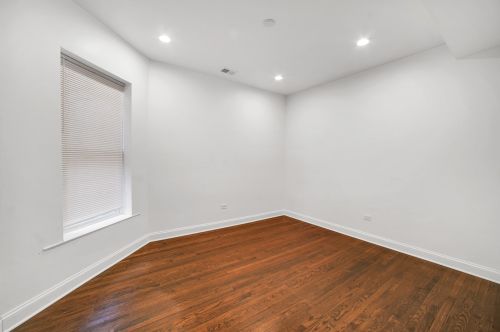 4218 Indiana Ave, Chicago IL 60628-4906 exterior