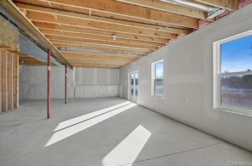 10478 Pne Vly Dr, Grand Blanc MI 48439-2677 exterior