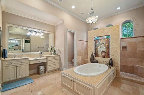 2200 Spg Br Rd, Montgomery TX 77316-2503 exterior