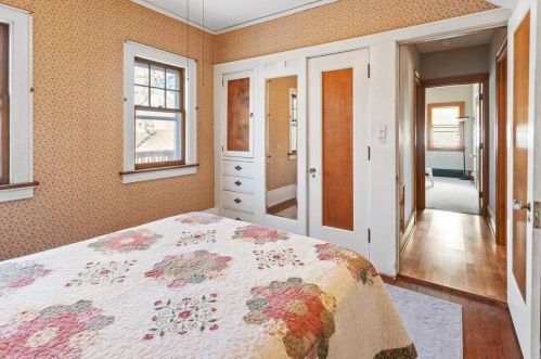 7328 Lloyd St, Milwaukee WI 53208-1207 exterior