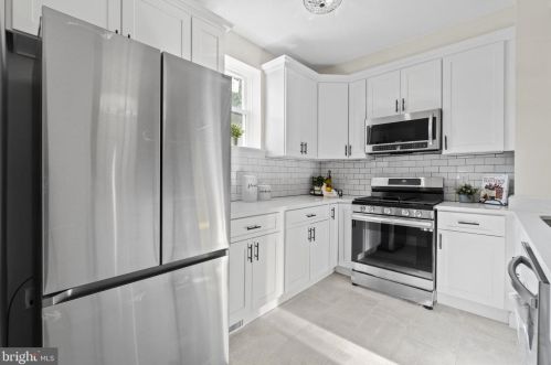 502 Park Rd, Washington DC 20010-2506 exterior