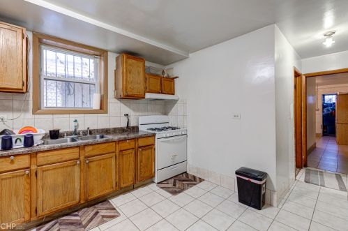 4917 Kedvale Ave, Chicago IL 60629-5013 exterior