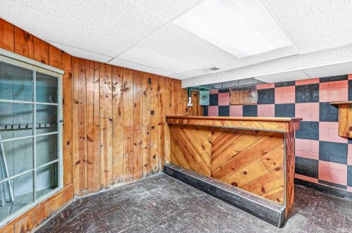 2116 Jefferson Blvd, Mishawaka IN 46545-7720 exterior