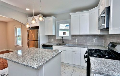 34 Enfield Ave, Montclair NJ 07042-3118 exterior