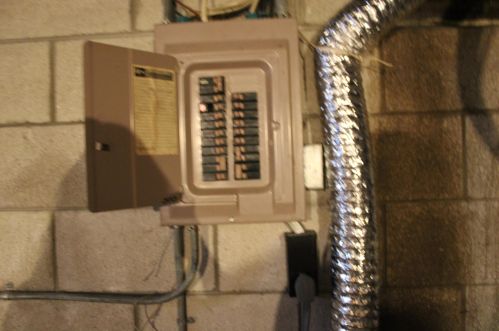 930 Holt Ave, Milwaukee WI  53215-5124 exterior