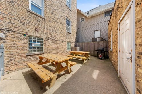 2040 Spaulding Ave, Chicago IL  60647-3737 exterior