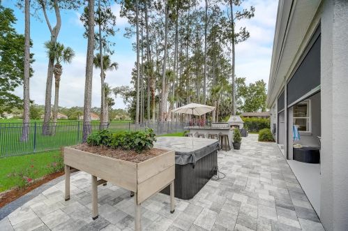 1453 Foxtail Ct, Lake Mary FL 32746-4467 exterior