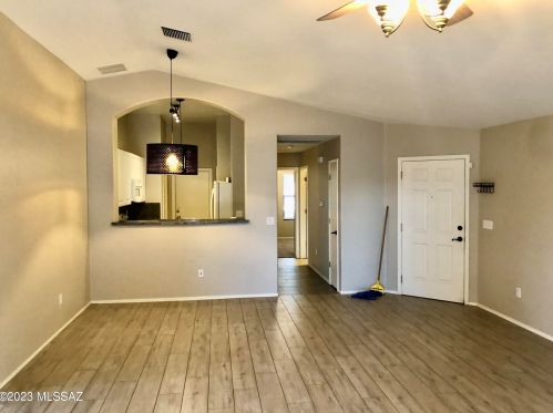 5257 Crowley Ln, Tucson AZ  85705-4941 exterior