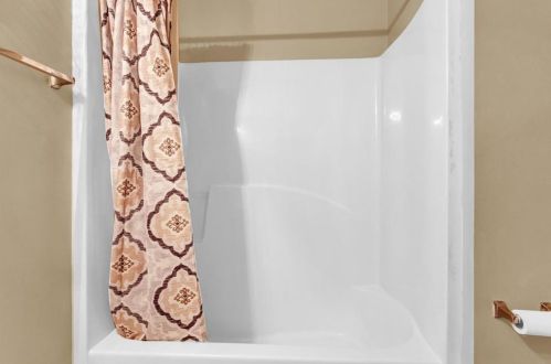 6979 Pole Crk Ct, Lithonia GA 30058 exterior