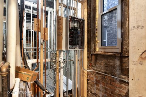 1637 Hamlin Ave, Chicago IL 60655-3914 exterior