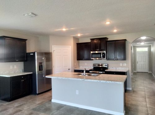 368 Camrose St, Fort Pierce FL  34983-1530 exterior