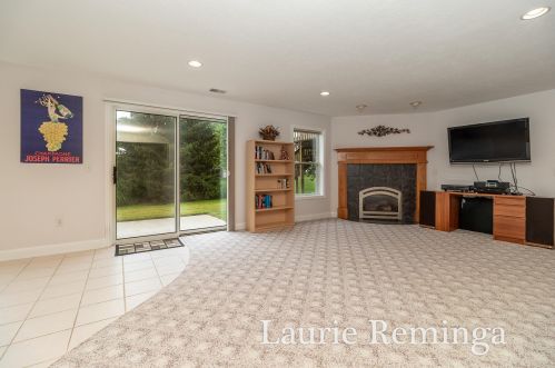 5450 Heathwood, Grand Rapids MI 49512-9514 exterior