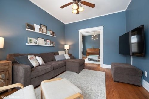 4728 Kilpatrick Ave, Chicago IL 60630-4027 exterior