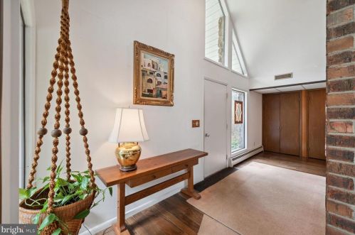 60 Coppermine Rd, Princeton, NJ 08540-8601