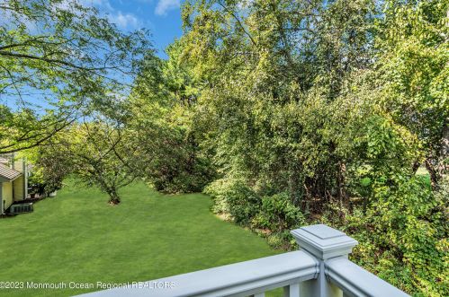 80 Poplar Pl, East Freehold NJ 07728-4173 exterior