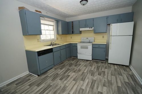 6678 Chupp Rd, Lithonia GA  30058-7631 exterior