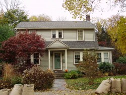 47 Charlotte Rd, Newton, MA 02459-1707