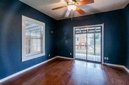 2001 Alguno Rd, Austin TX 78757-3223 exterior